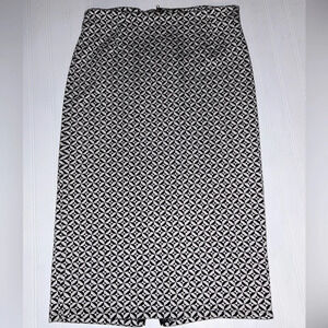MELISSA PAIGE Ladies White & Black skirt Geometric Size 8 Stretch  D12